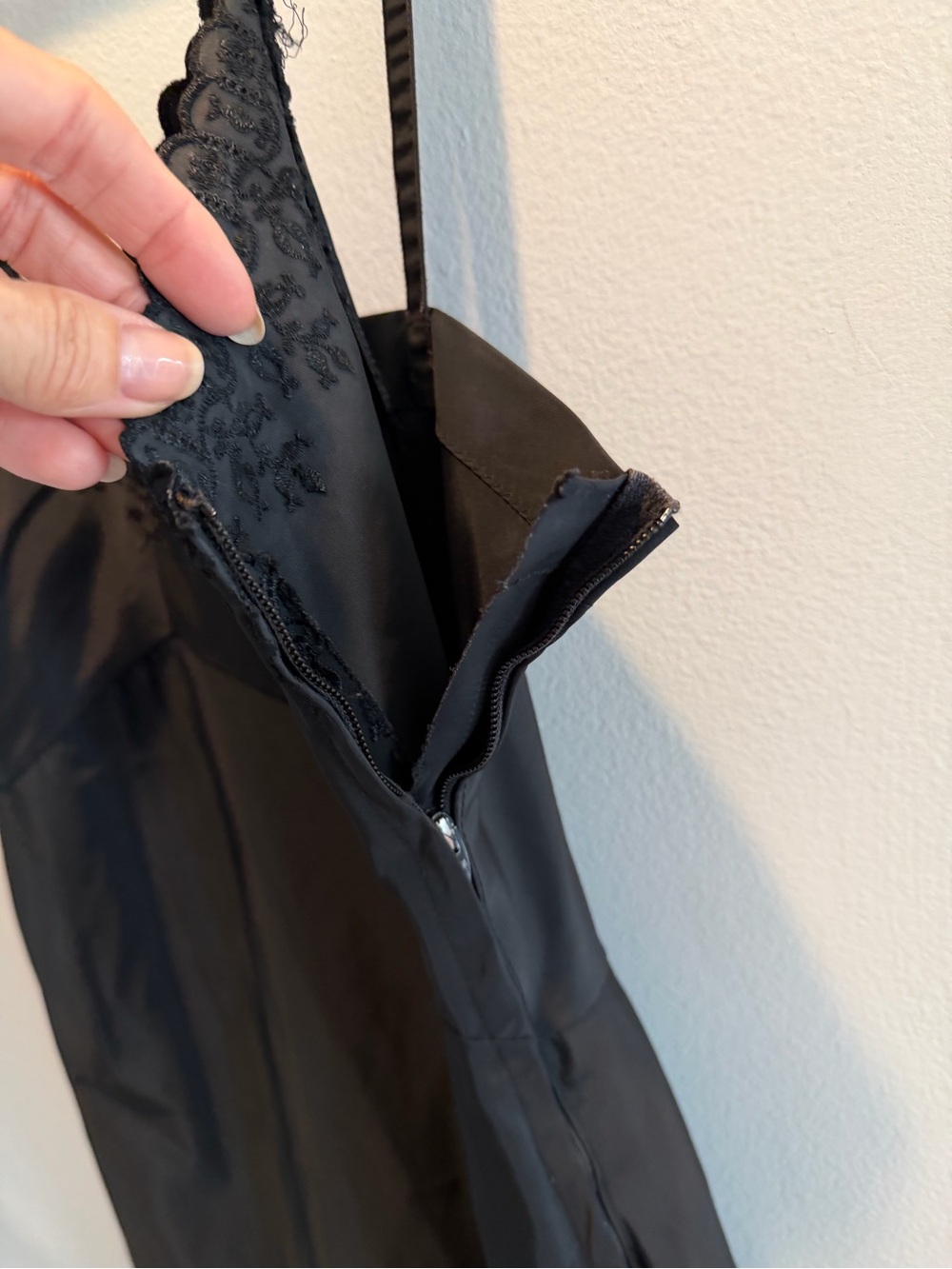 Vintage Black Side Zip Slip Dress (see measurements) - Picture 4 of 10